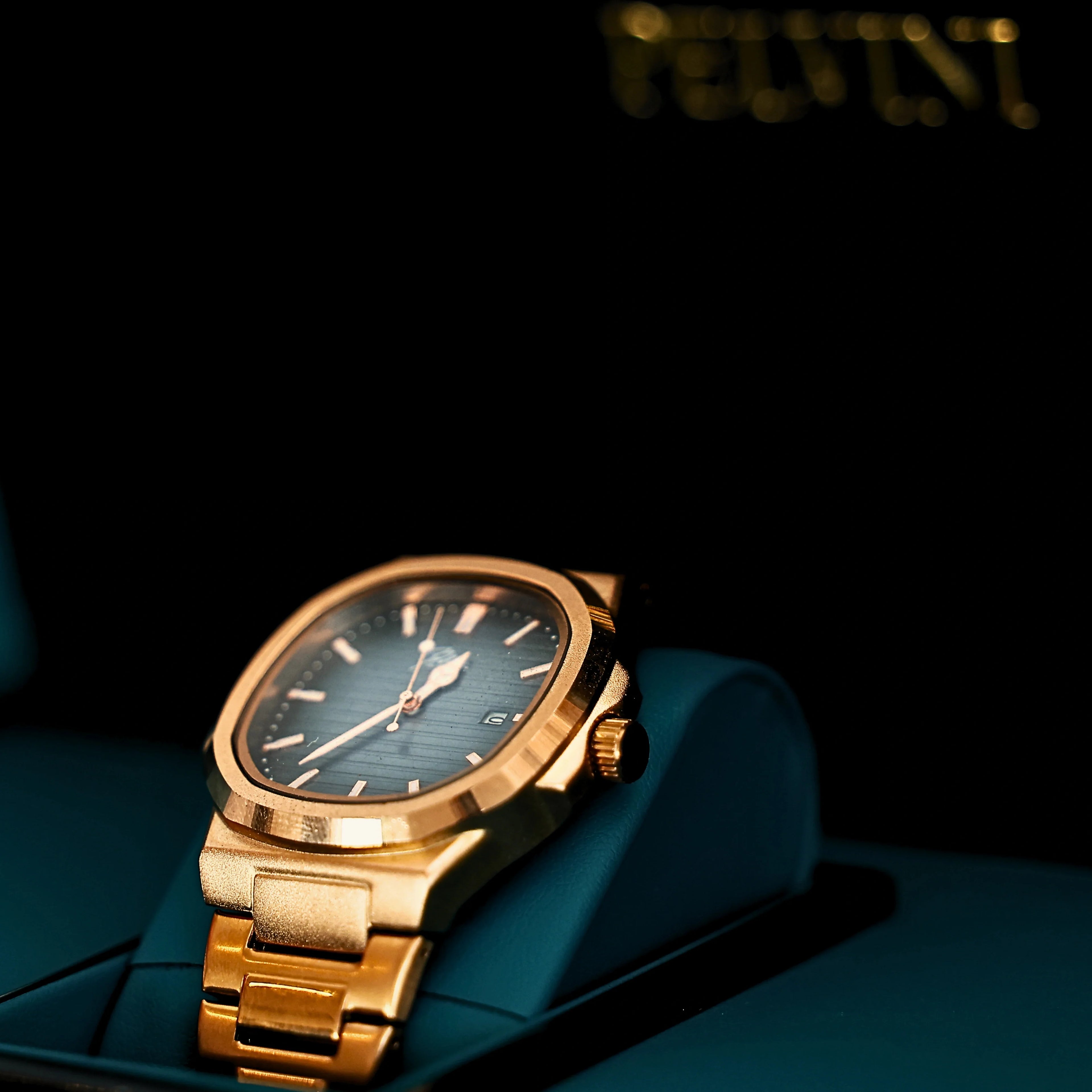 Curren Lucent